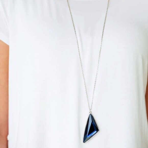 Edgy Glam Blue Gem Necklace - Picture 2 of 4